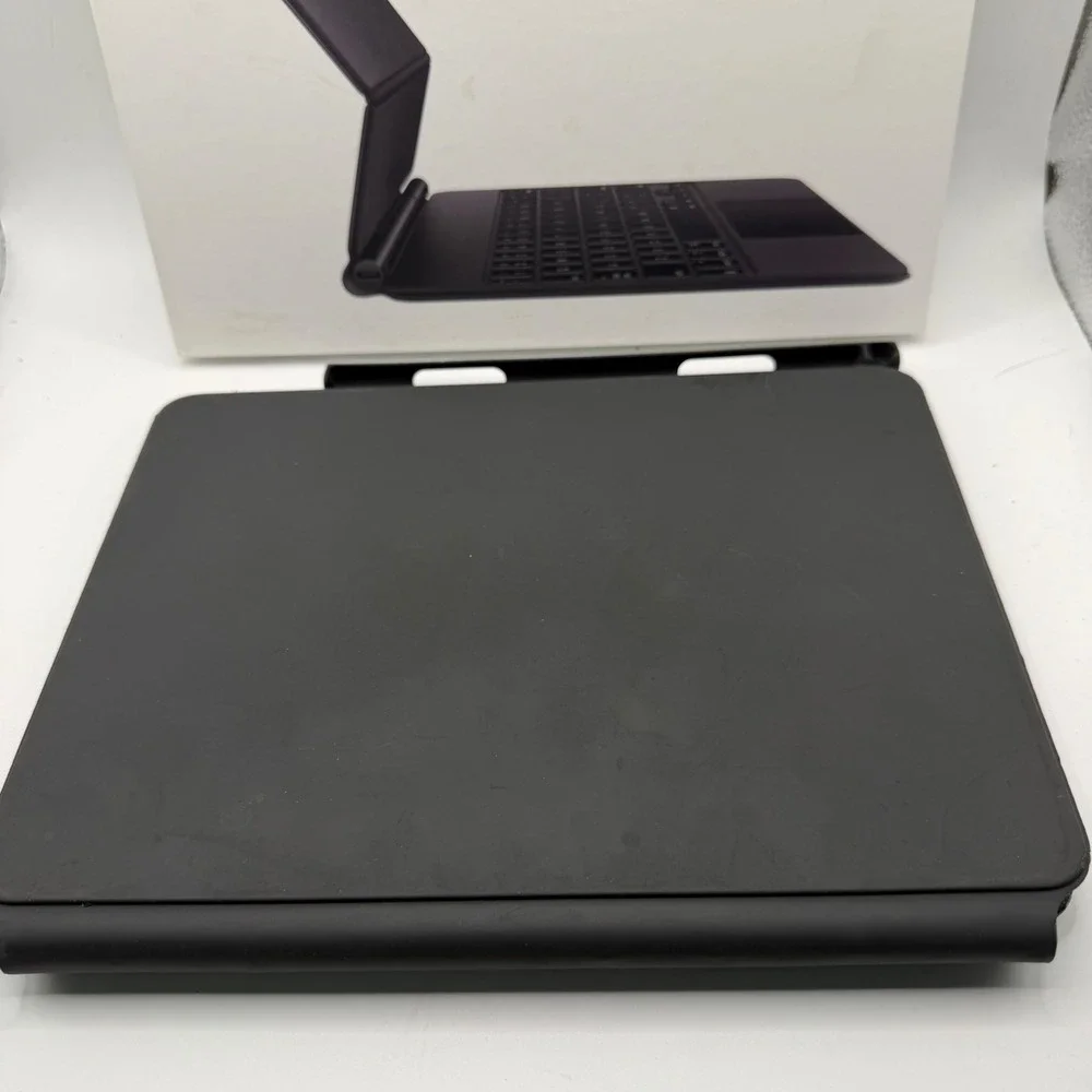 Apple Magic Keyboard iPad Pro 11 & Air 4/5 Black‎ MXQT2LL/A A2261 Trackpad